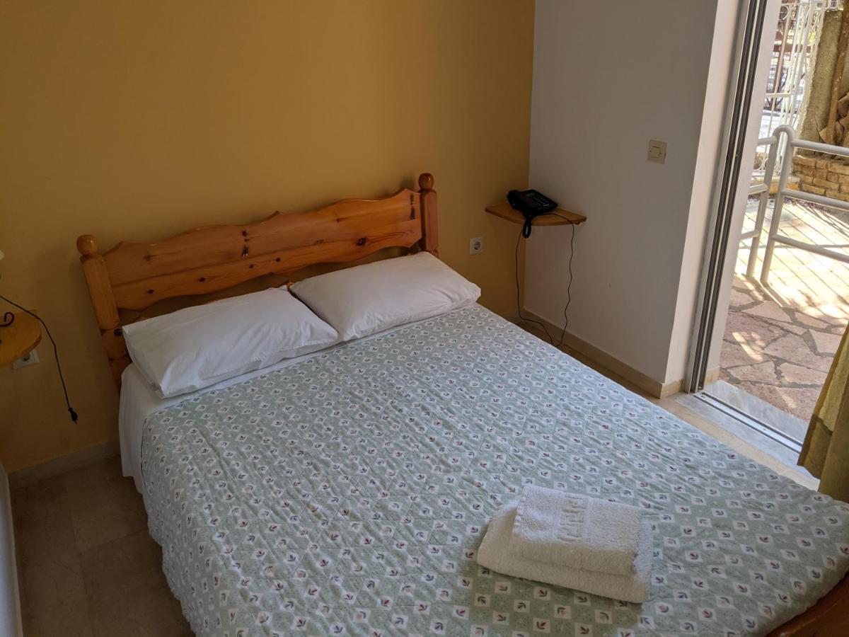 Hotel Omirico Gouvia Oda fotoğraf
